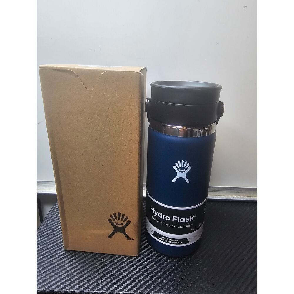 Hydro Flask Wide Mouth Bottle w Flex Sip Lid Insulated Water Bottle Black 20oz